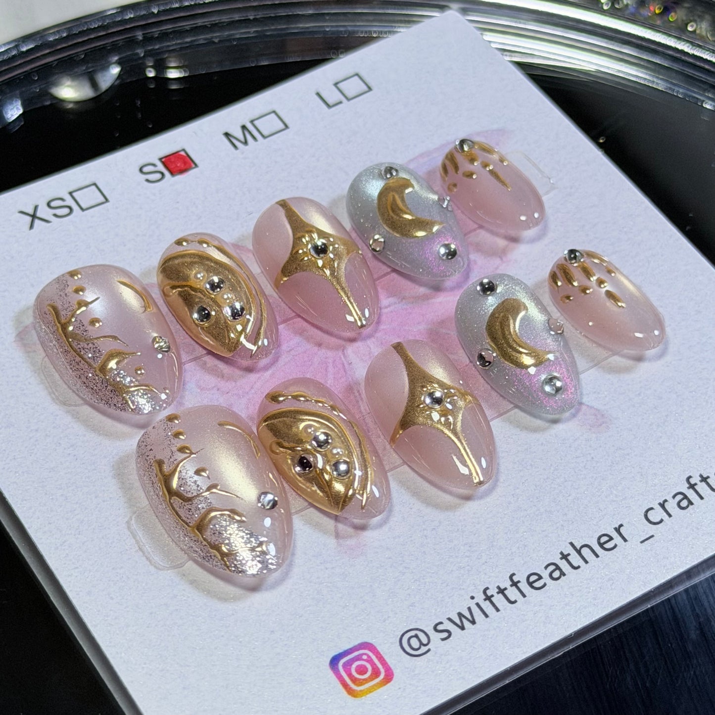 Nude Pink Gold Press-On Nails – Elegant Moon Design for Everyday & Gifts