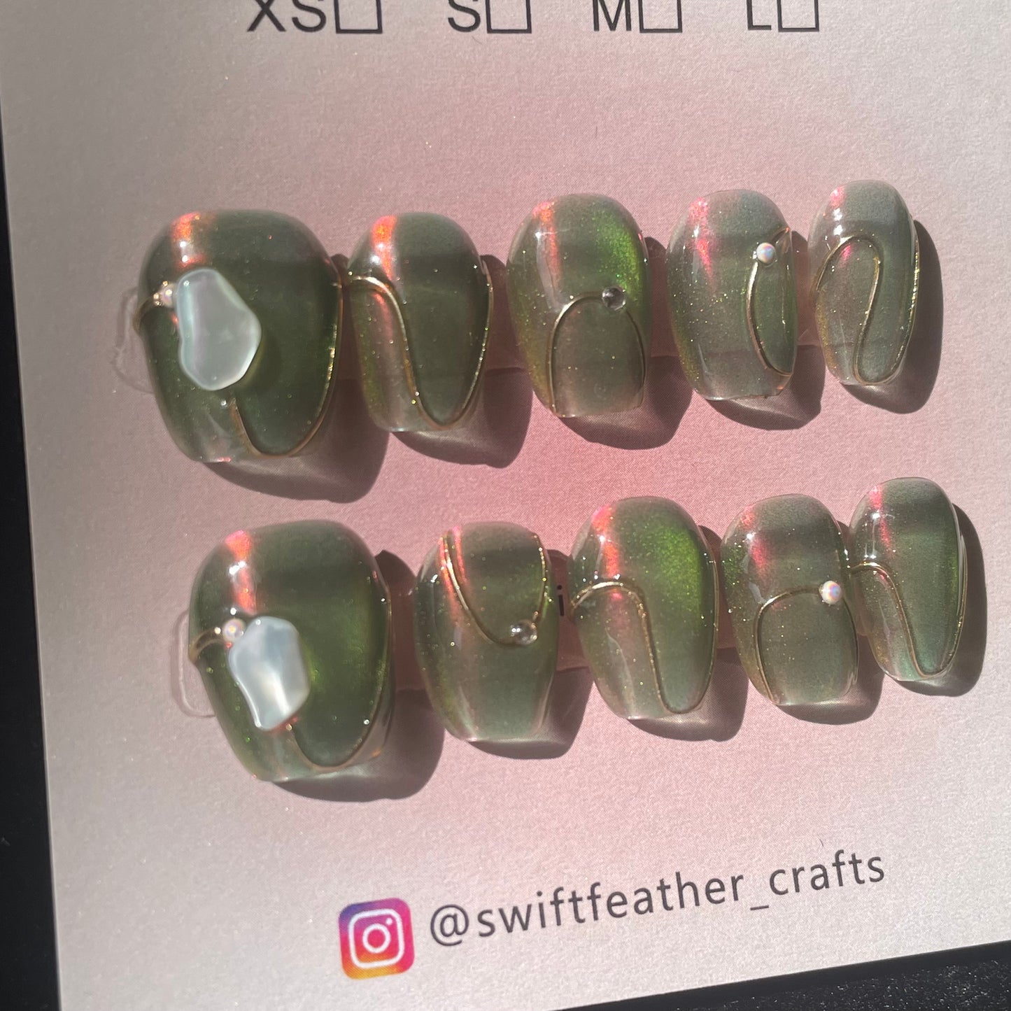 Aurora Chrome Powder Olive Shimmer Short Square Nail Set