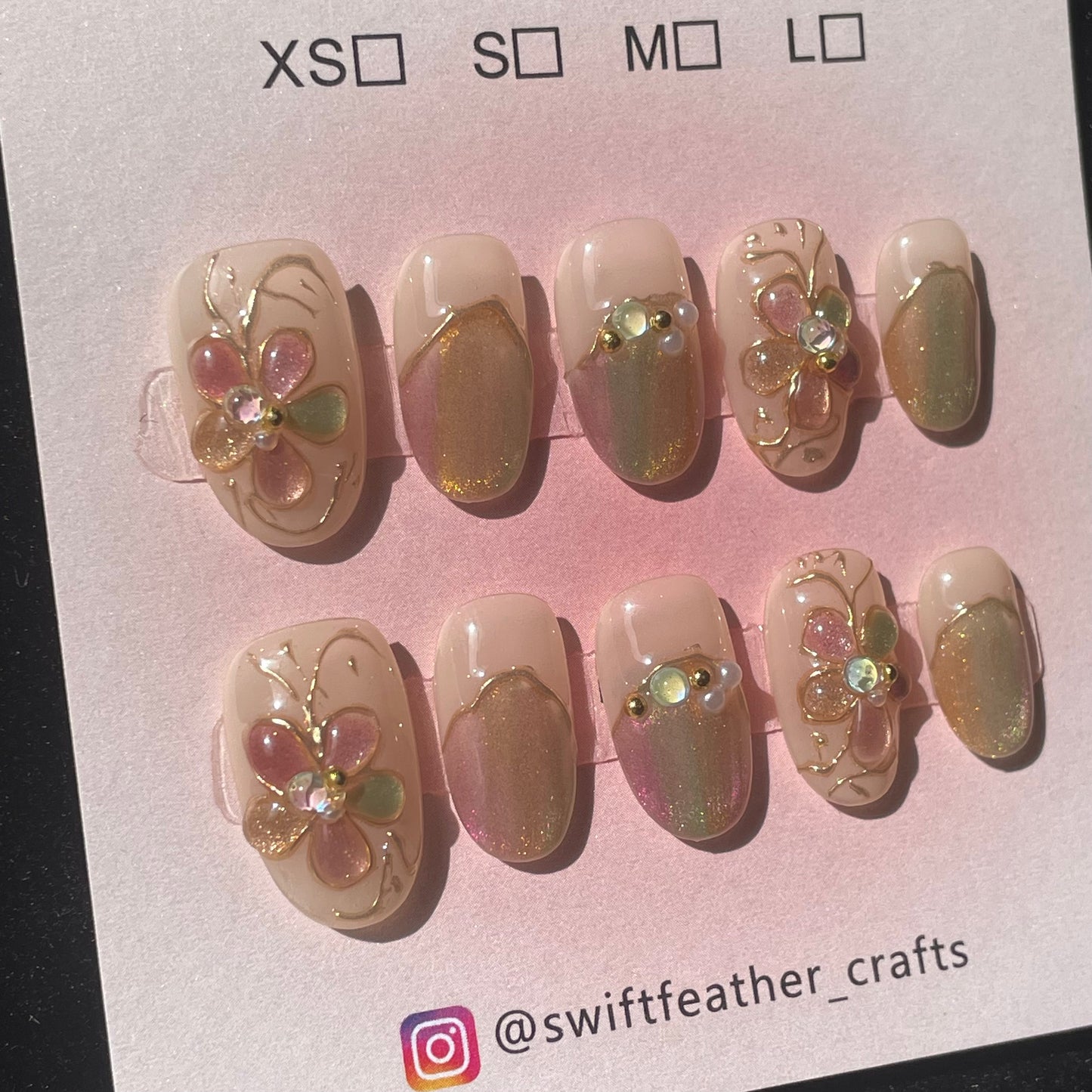 Golden Bloom Aurora Powder Short Squoval Press-On Set