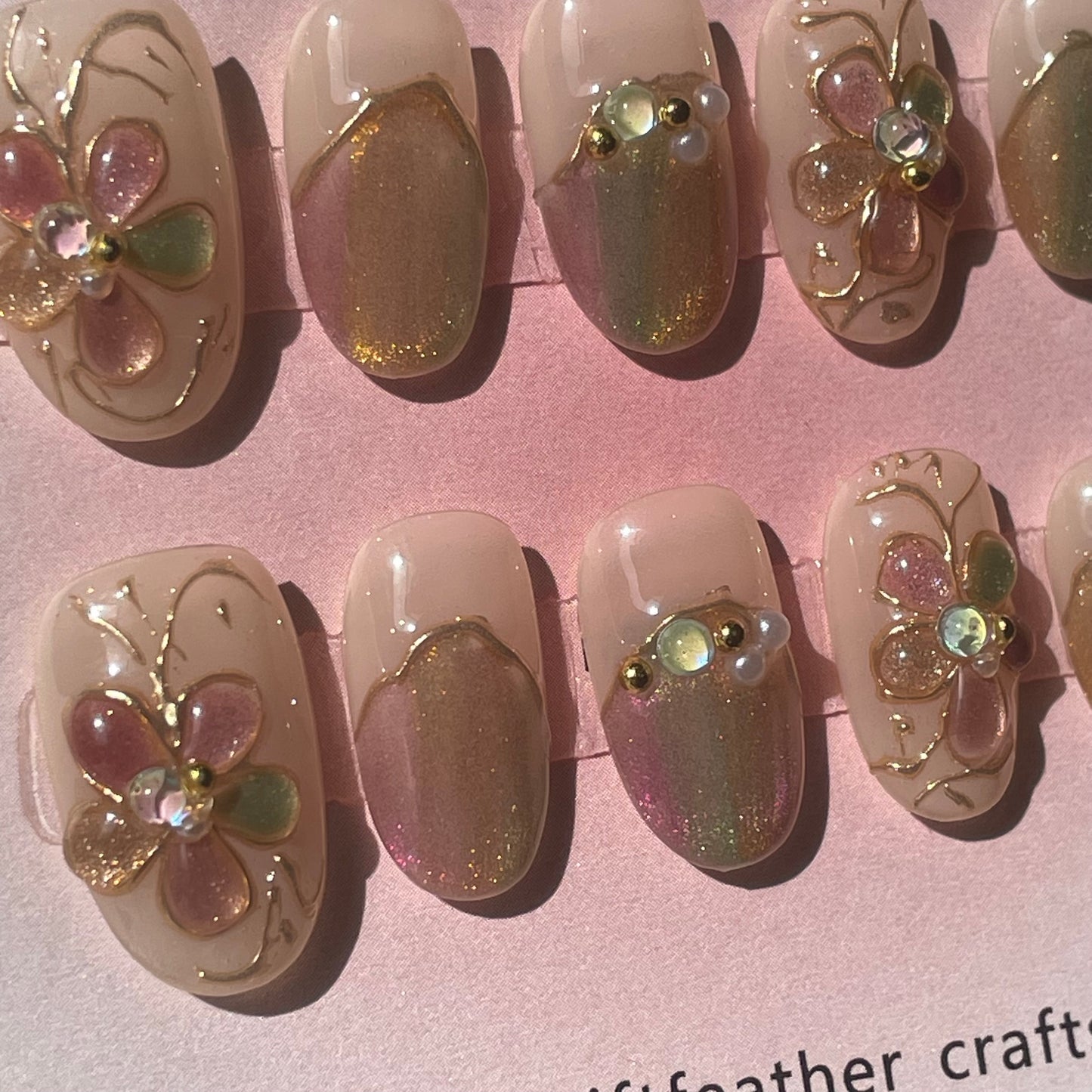 Golden Bloom Aurora Powder Short Squoval Press-On Set